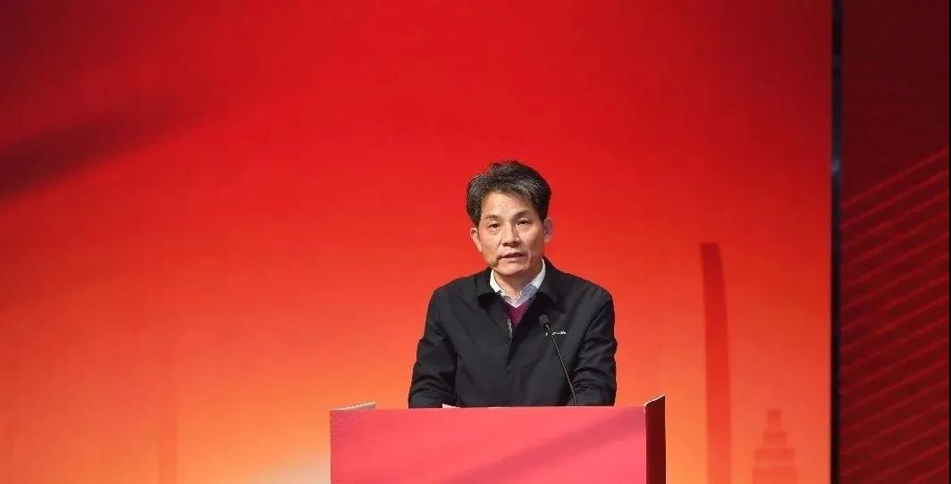 安徽省經濟和信息化廳黨組成員、副廳長柯文斌：掌握顯示技術發展主動權 打造新型顯示產業制造集群