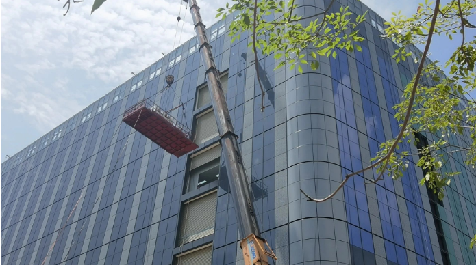 總投資5.75億元，深圳國顯新型顯示研發生產基地首組設備順利入駐
